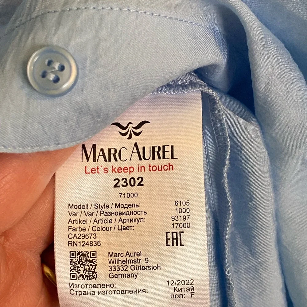 Silk like Blouse - Picture 7 of 10